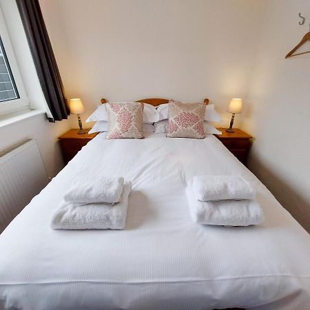 Spring Gardens Holiday Bungalow Cayton Εξωτερικό φωτογραφία